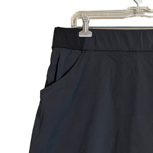 Columbia‎ black athletic short. Size XL - Picture 2 of 8